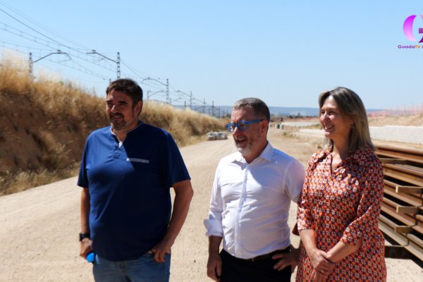 Mejores transportes y más vivienda, objetivo de Marchamalo y Guadalajara de cara al nuevo Puerto Seco de Tarragona